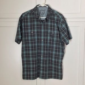 Kuhl Men’s short sleeve shirt. Gently worn. Size XL